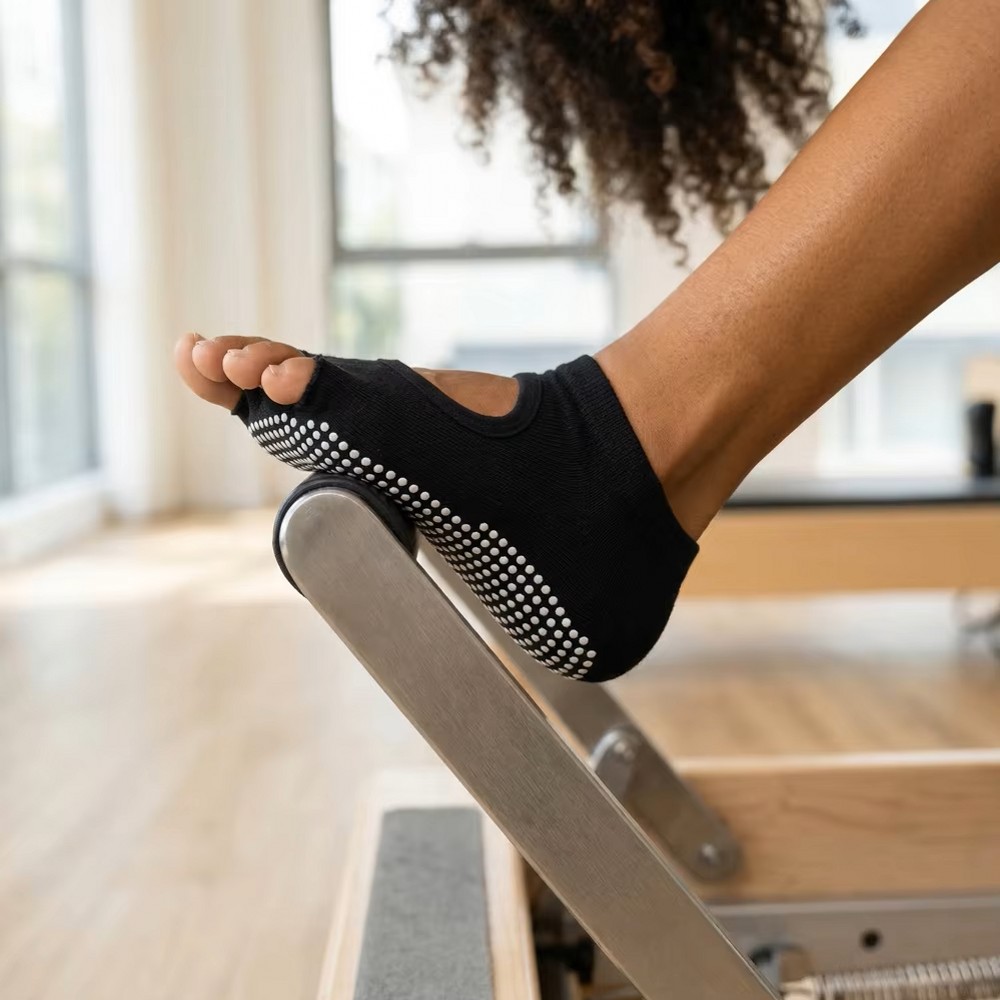 Носки для йоги с открытым пятк – обзор и цена Home Gym Yoga
